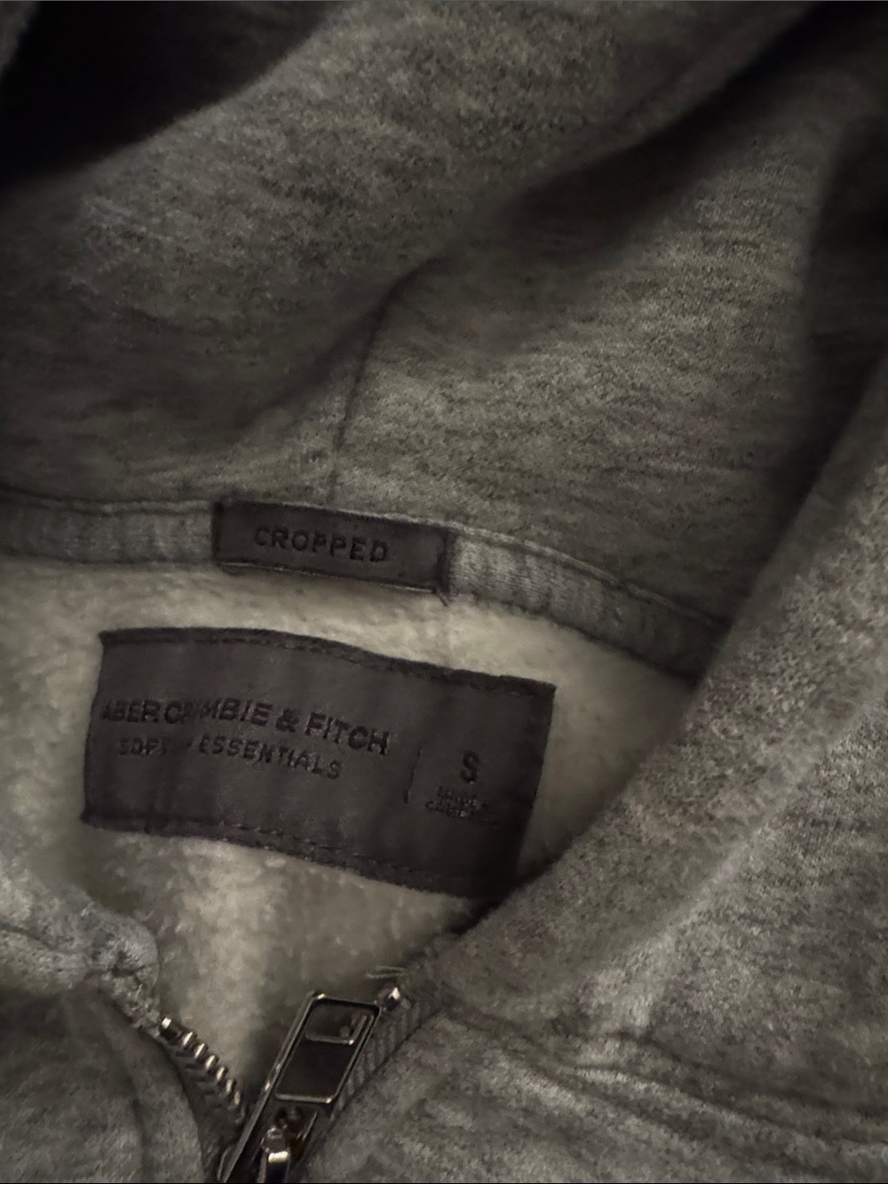 Like new Abercrombie cropped zip up JEEP - Picture 2 of 2